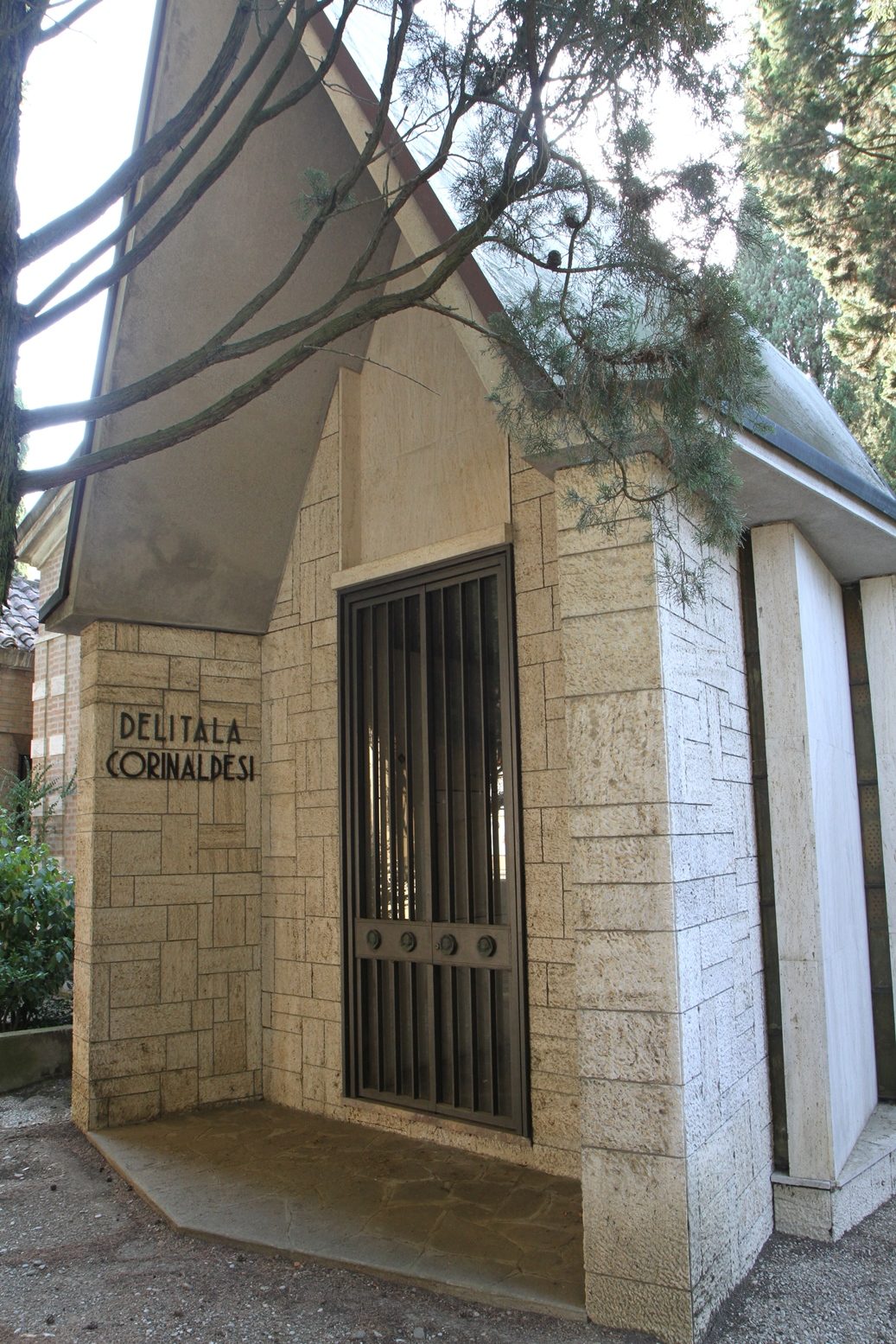 Francesco Delitala's tomb, Imola - 01.JPG